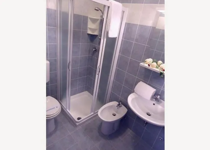 Poolside In * 비비오네