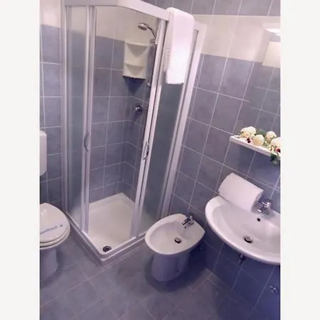 Poolside In * 比比翁